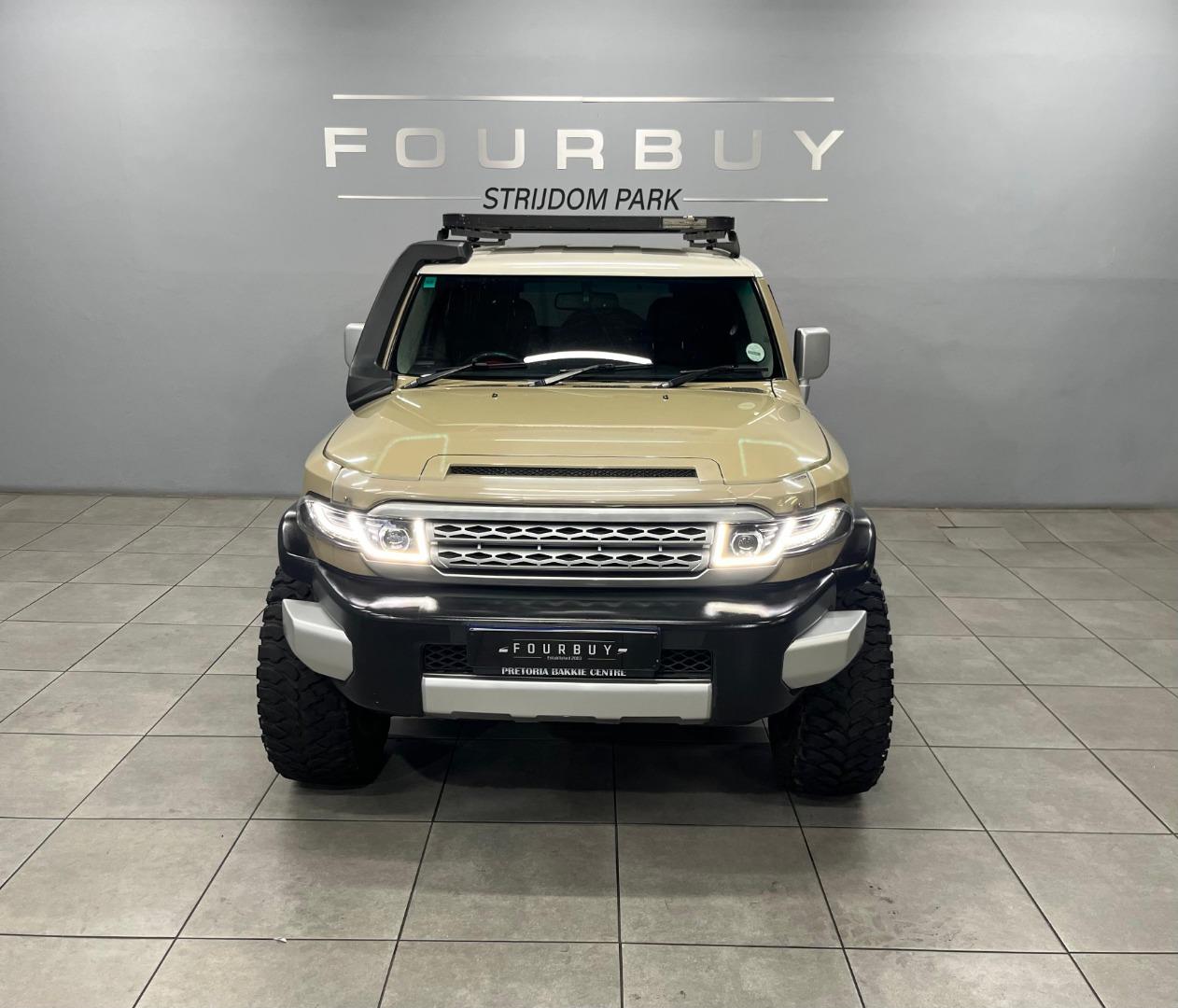 2013 TOYOTA FJ CRUISER 4.0 V6 4X4 AT