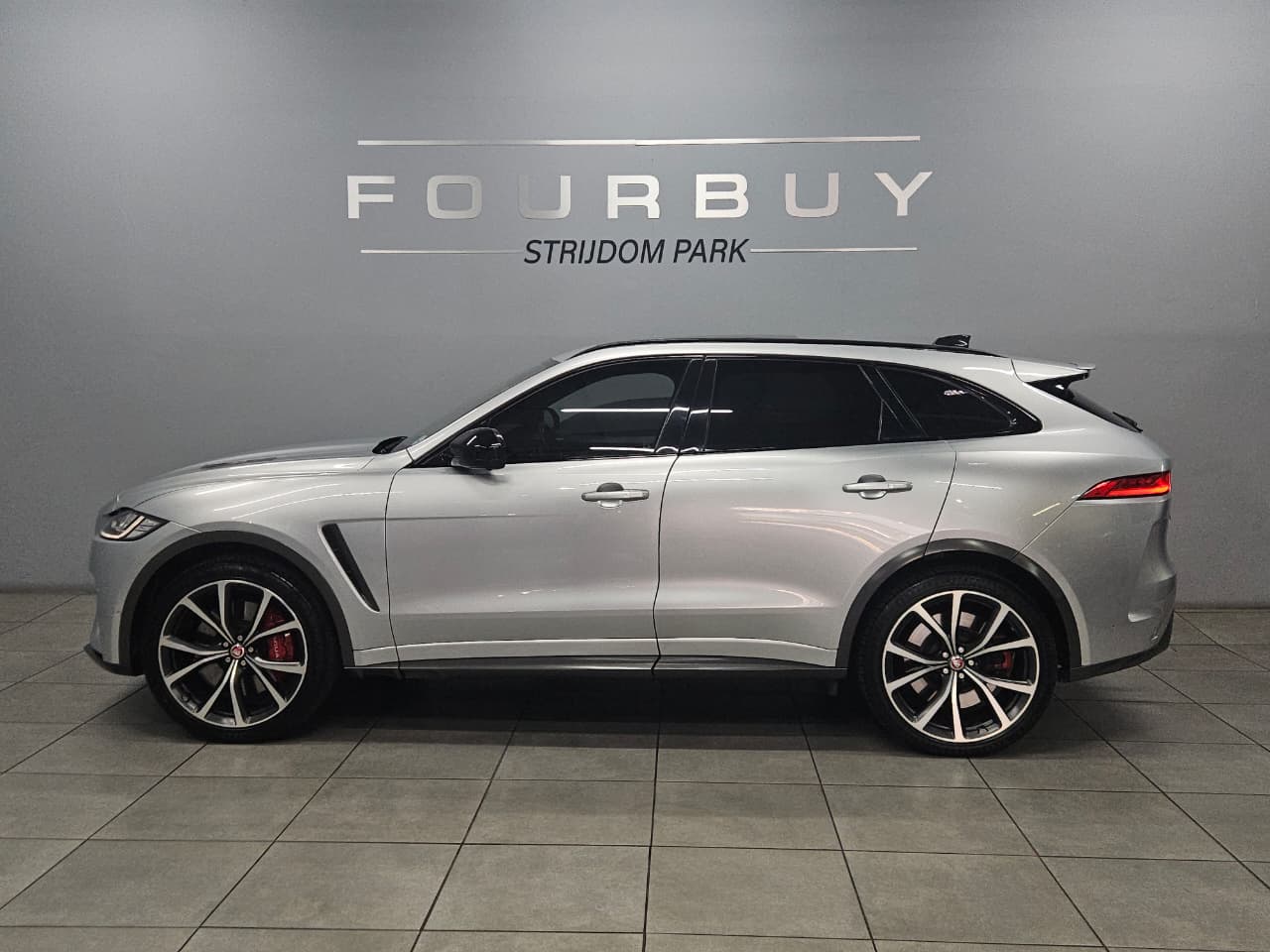 2019 JAGUAR F-PACE MY19 5.0 P SVR AWD (405kW)