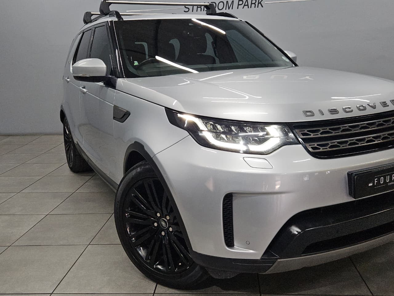 2018 LAND ROVER DISCOVERY MY18 3.0 D SE