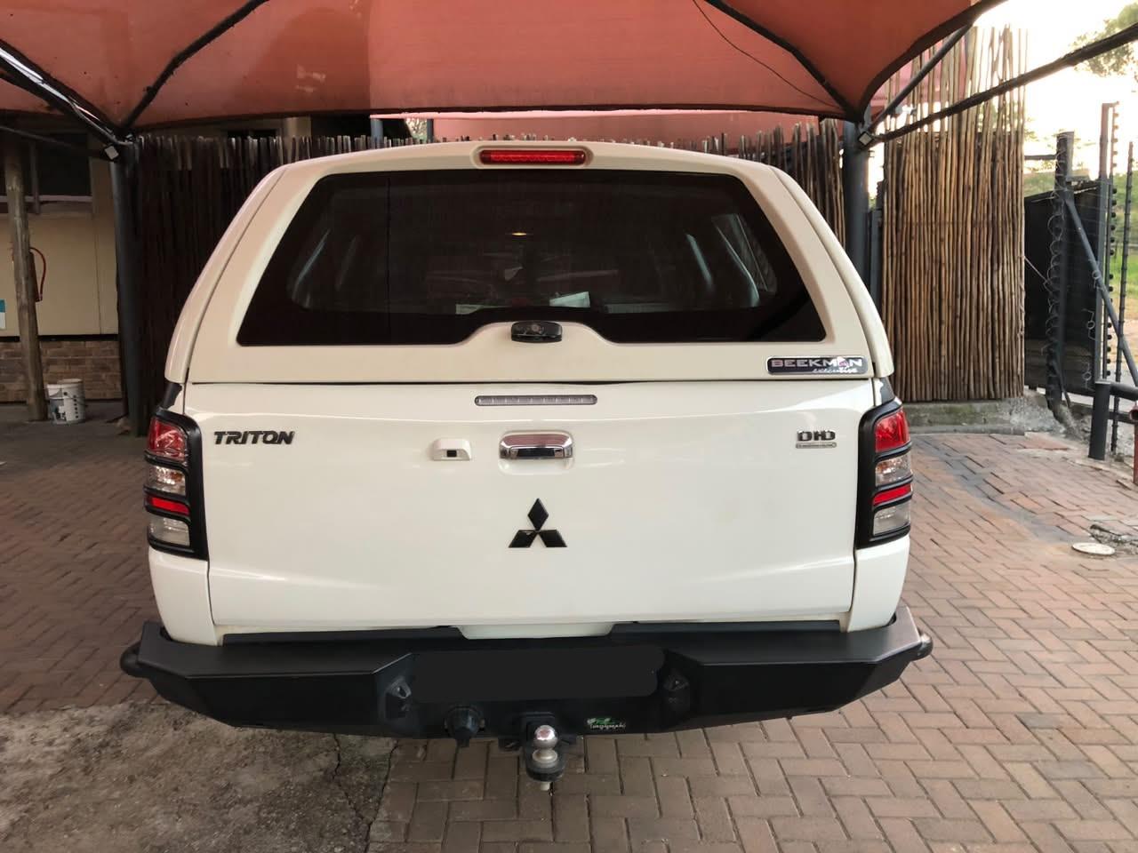 2017 MITSUBISHI TRITON 2.4 D/CAB 4X4 AT