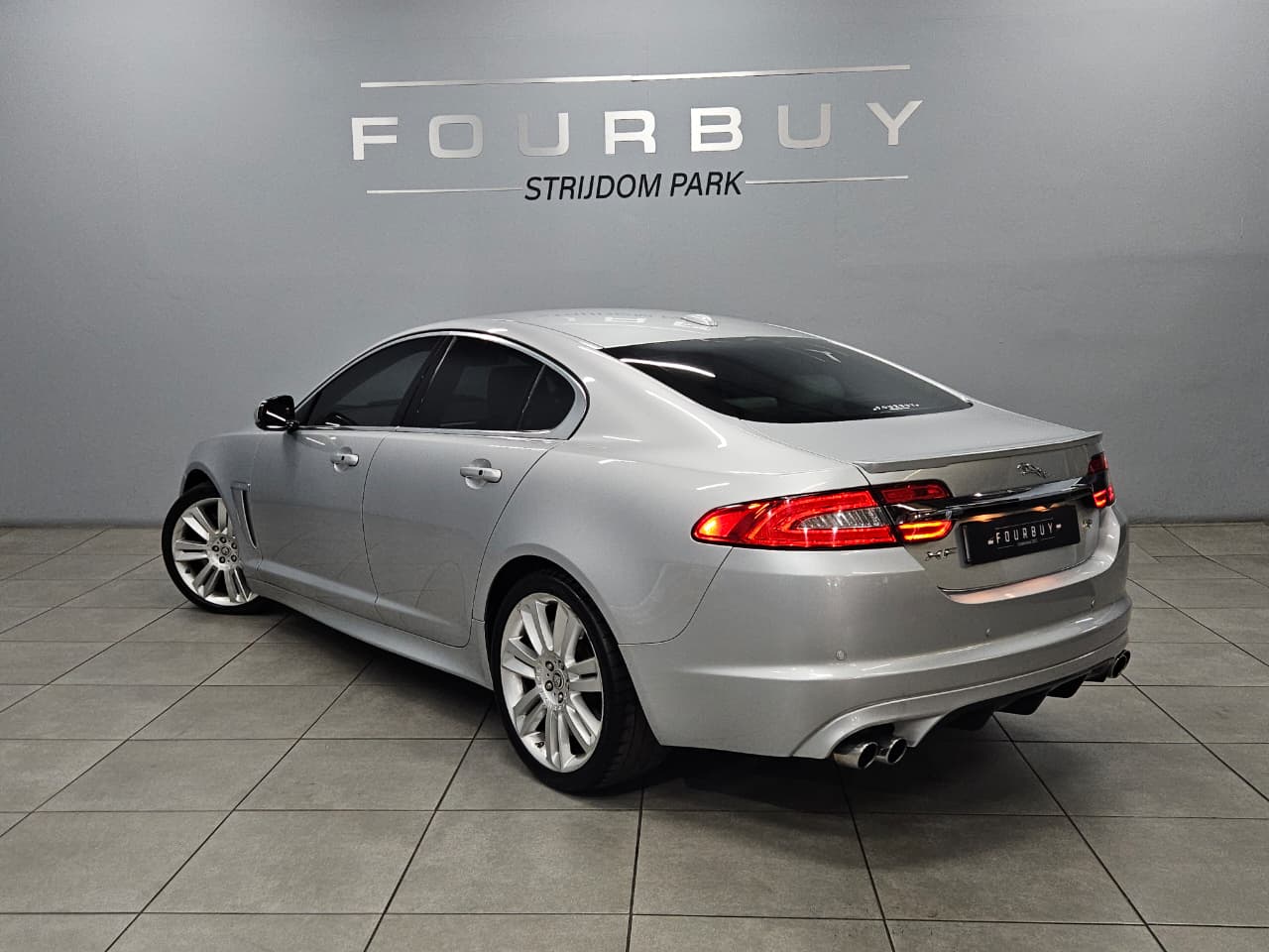2012 Jaguar Xf 5.0 Portfolio