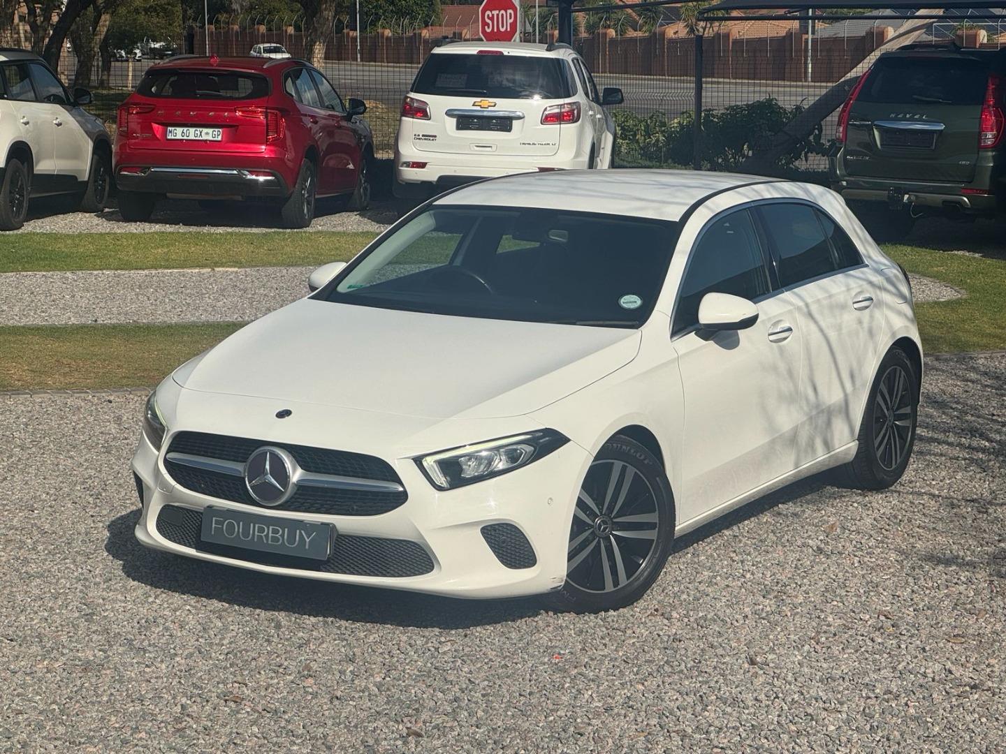 2019 MERCEDES A 200 7G-DCT