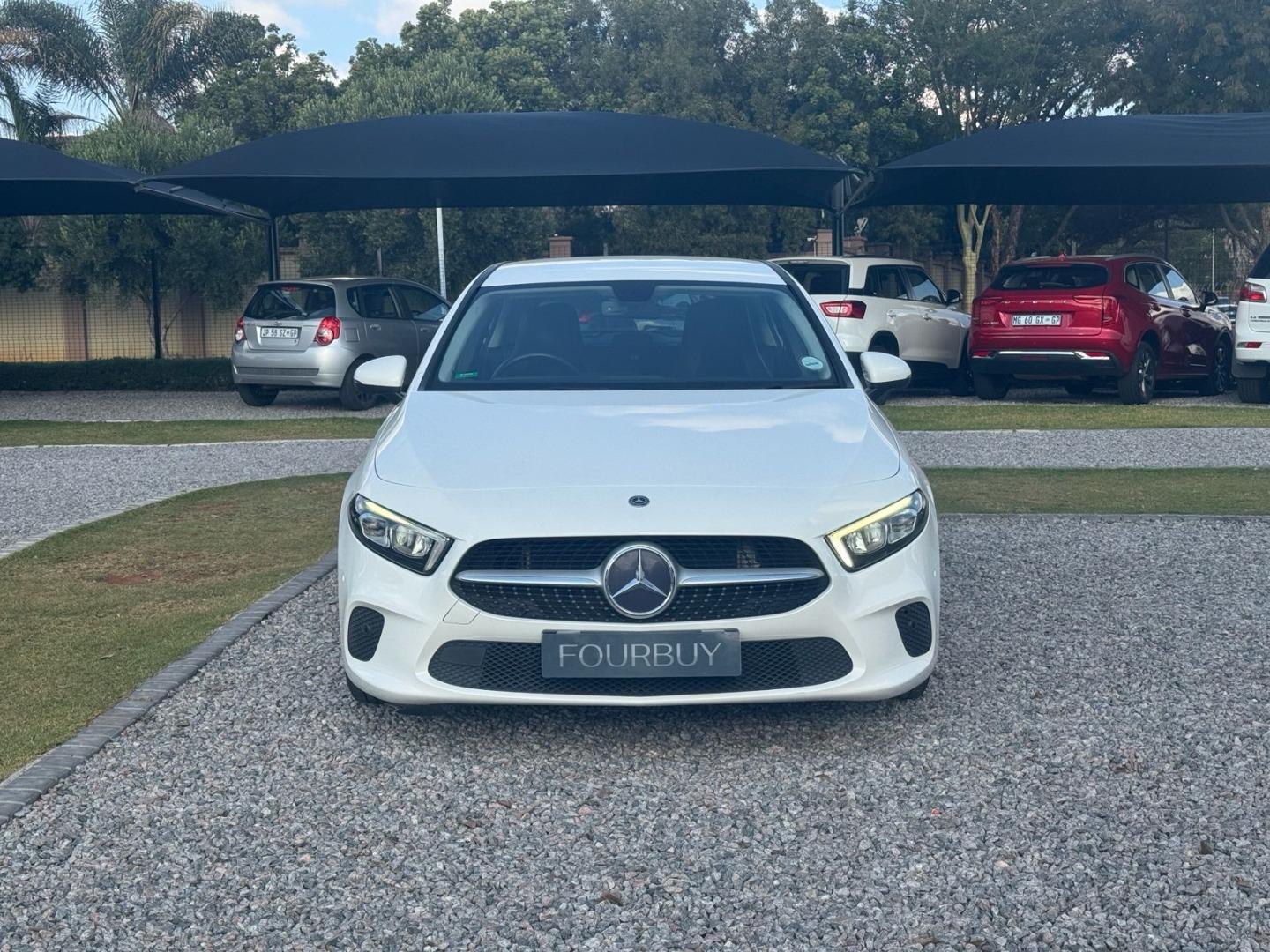 2019 MERCEDES A 200 7G-DCT