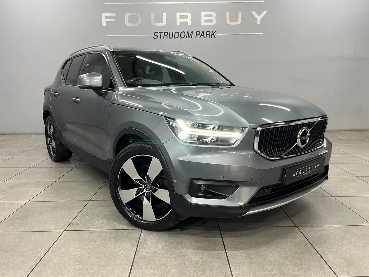 2018 VOLVO XC40 D4 MOMENTUM AWD GEARTRONIC