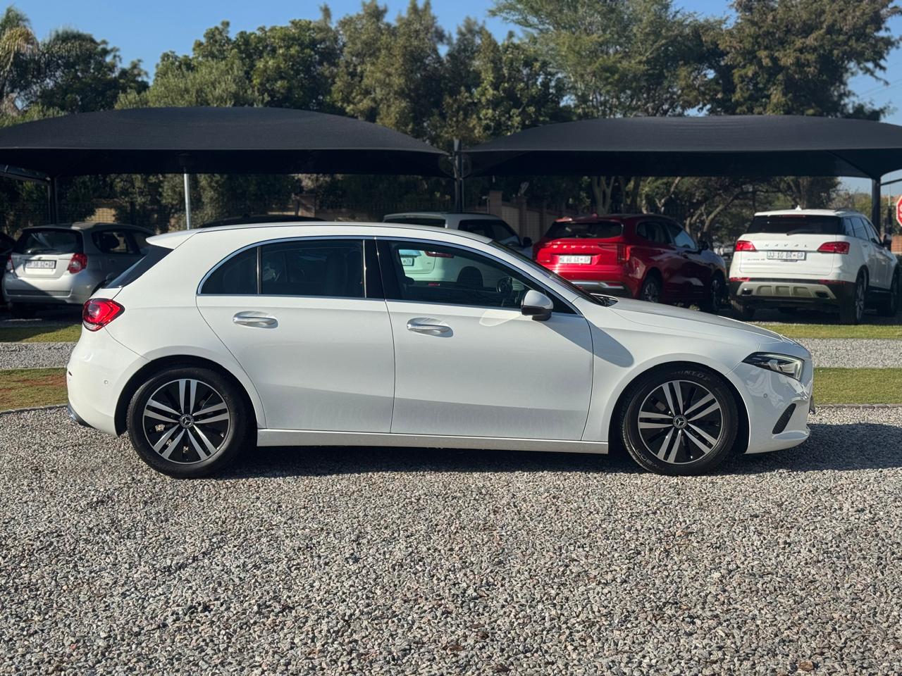 2019 MERCEDES A 200 7G-DCT