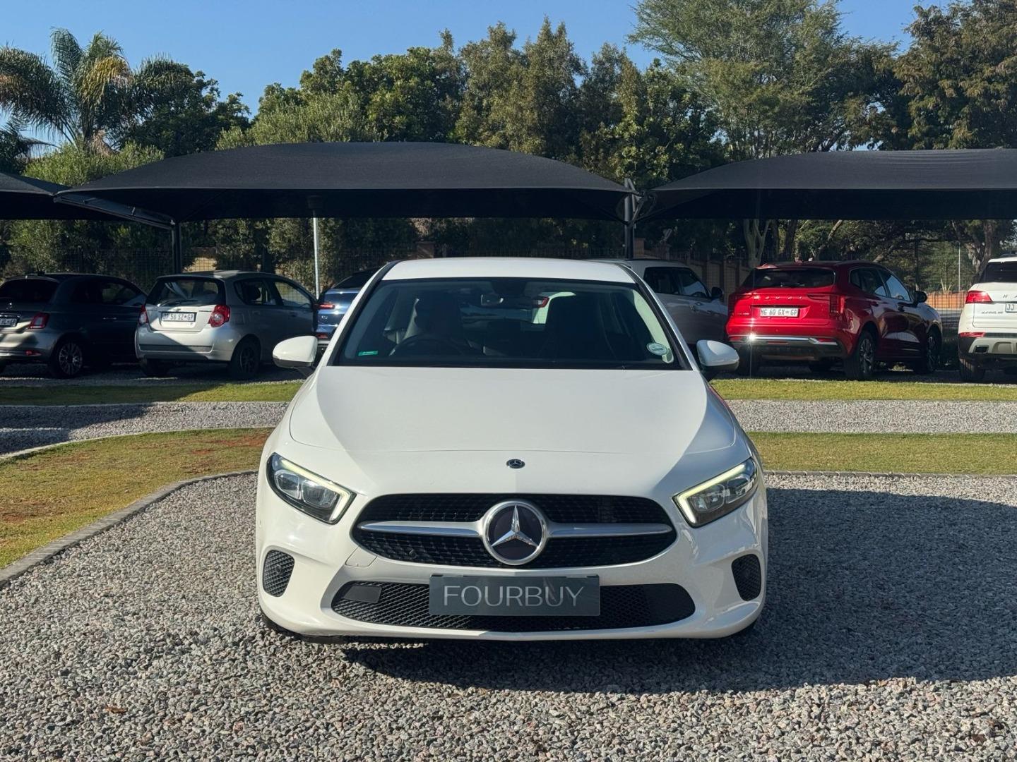 2019 MERCEDES A 200 7G-DCT