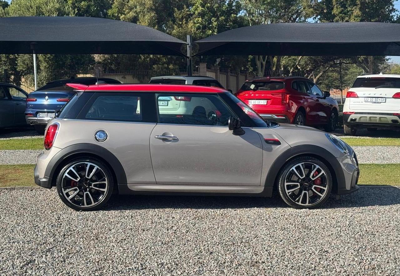 2021 Mini Hatch John Cooper Works Hatch 3-Door