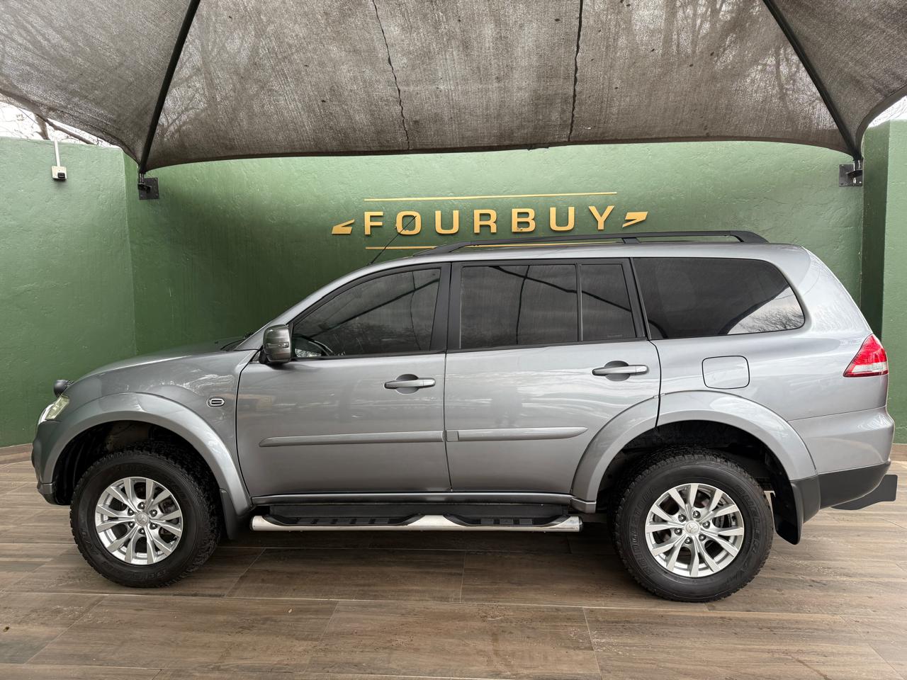 2014 MITSUBISHI PAJERO 2.5 Di-D SPORT GLS 4X2 AT