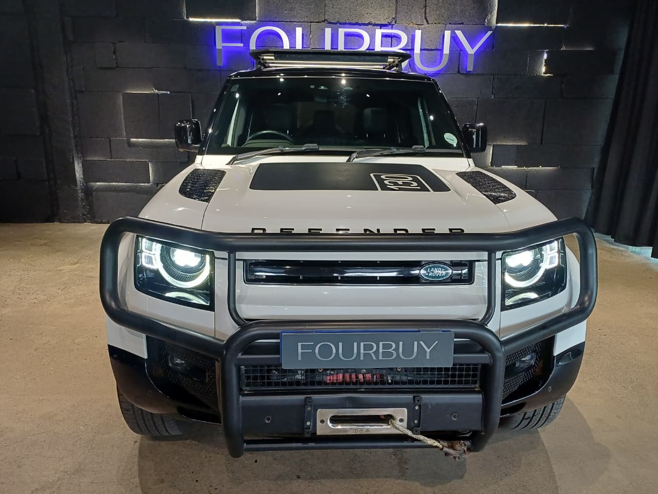 2023 LAND ROVER DEFENDER MY23.5 130 3.0 D D300 X-DYNAMIC HSE (221kW)