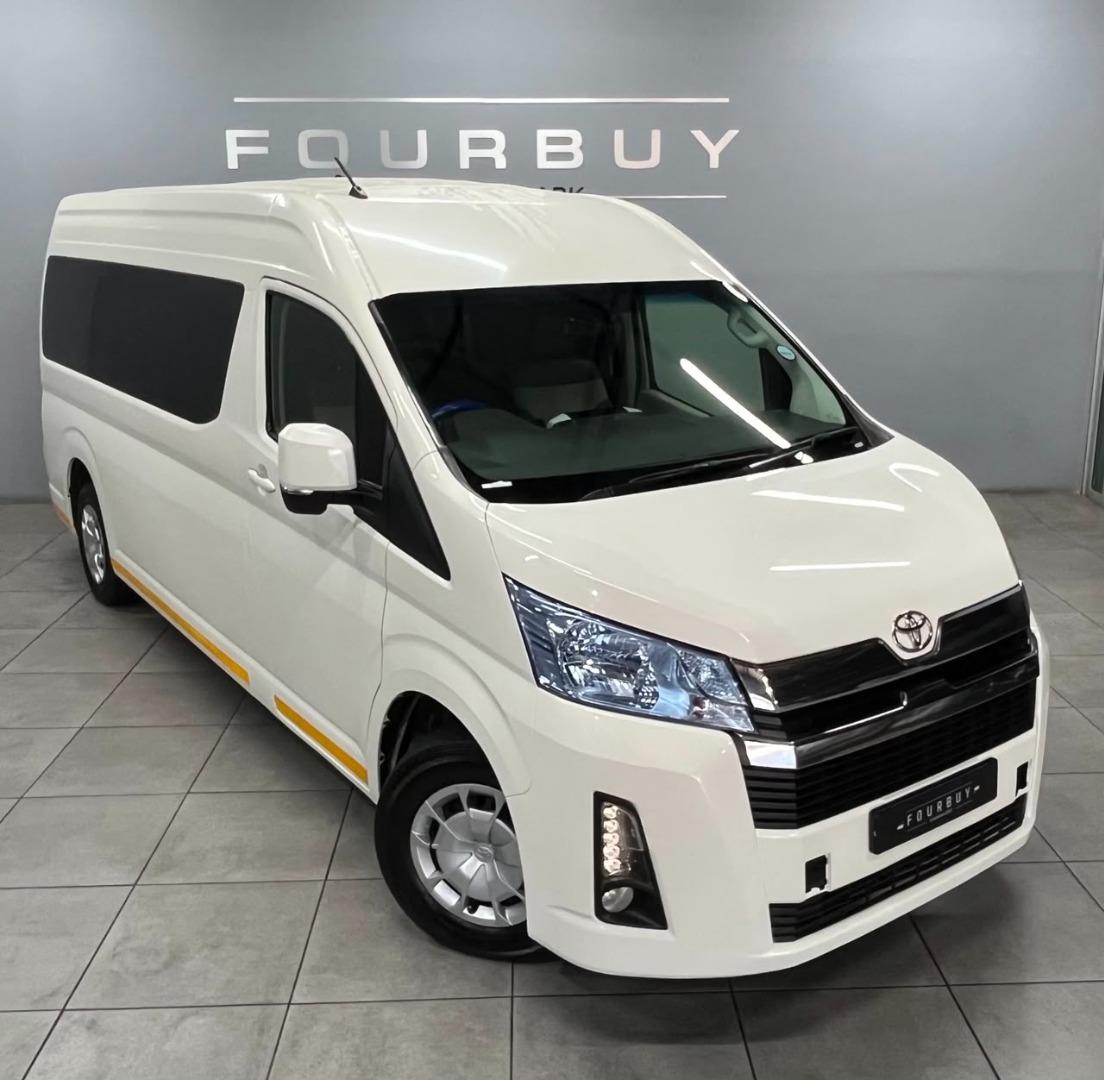 2020 TOYOTA QUANTUM MY20.10 2.8 GL SLWB 14 SEATER BUS