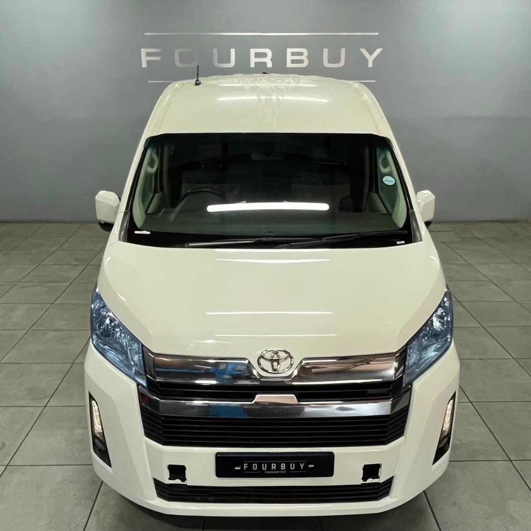 2020 TOYOTA QUANTUM MY20.10 2.8 GL SLWB 14 SEATER BUS