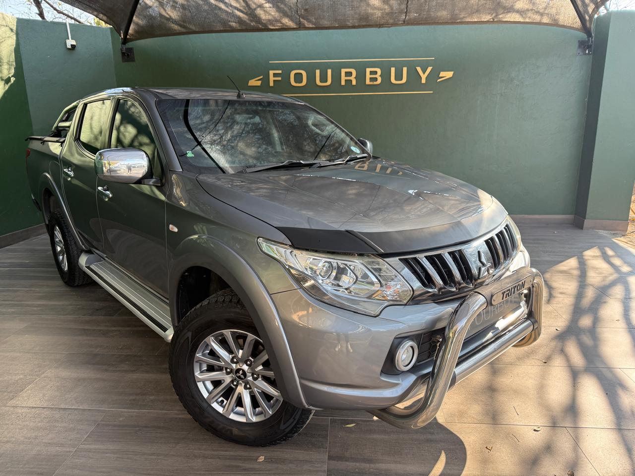 2017 MITSUBISHI TRITON 2.4 D/CAB 4X2 AT