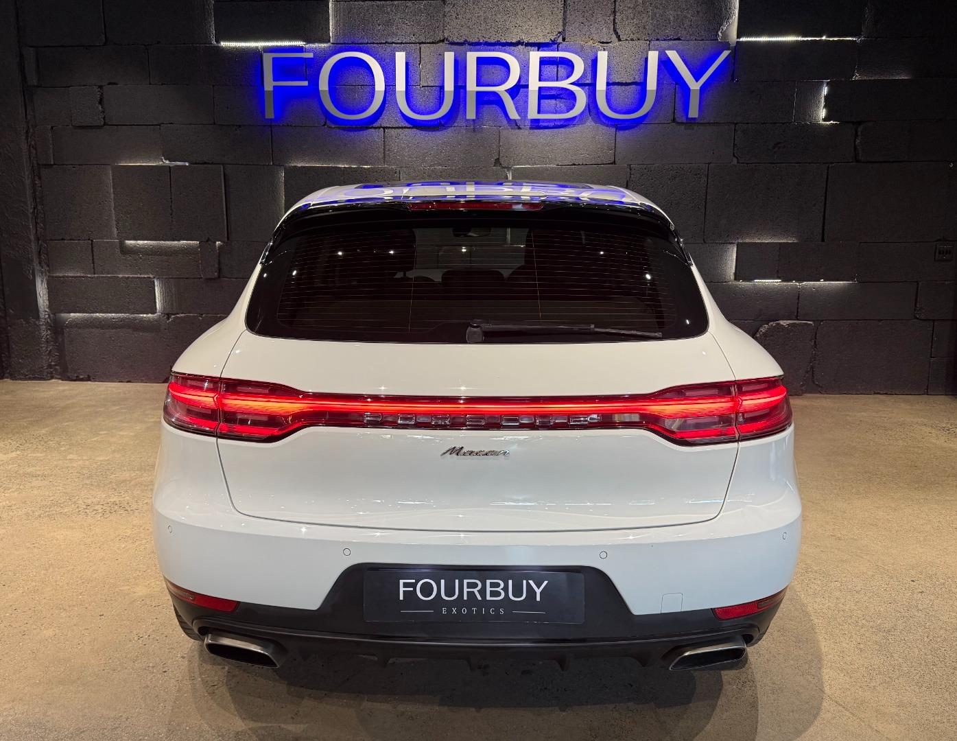 2021 Porsche Macan Macan