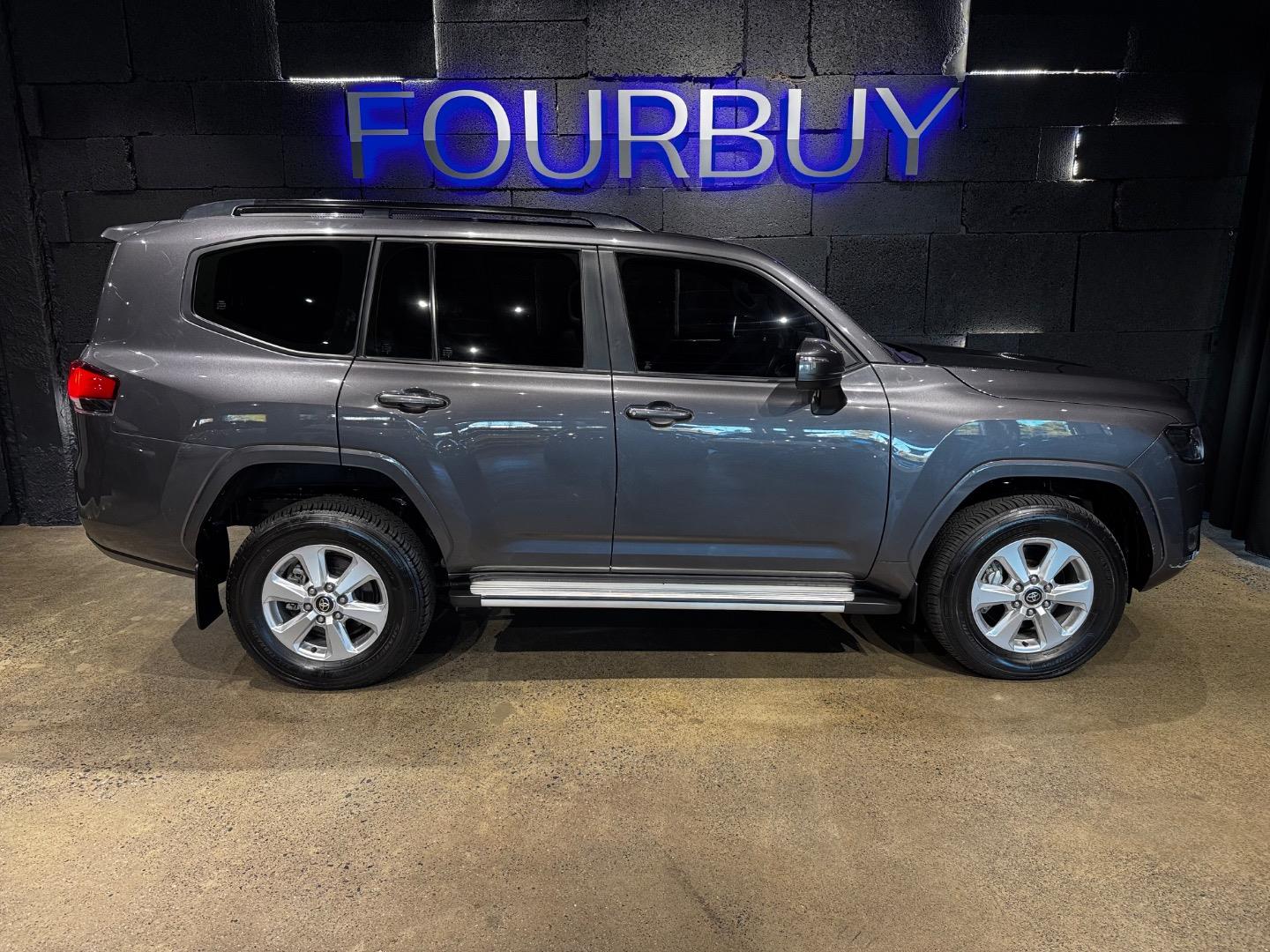 2023 TOYOTA LAND CRUISER 300 MY23 3.3D GX-R
