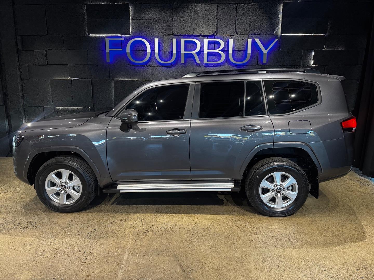 2023 TOYOTA LAND CRUISER 300 MY23 3.3D GX-R