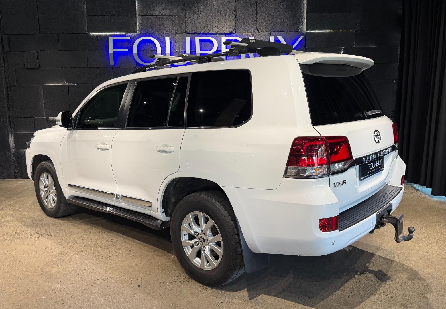 2019 Toyota Land Cruiser 200 4.5D-4D V8 VX-R