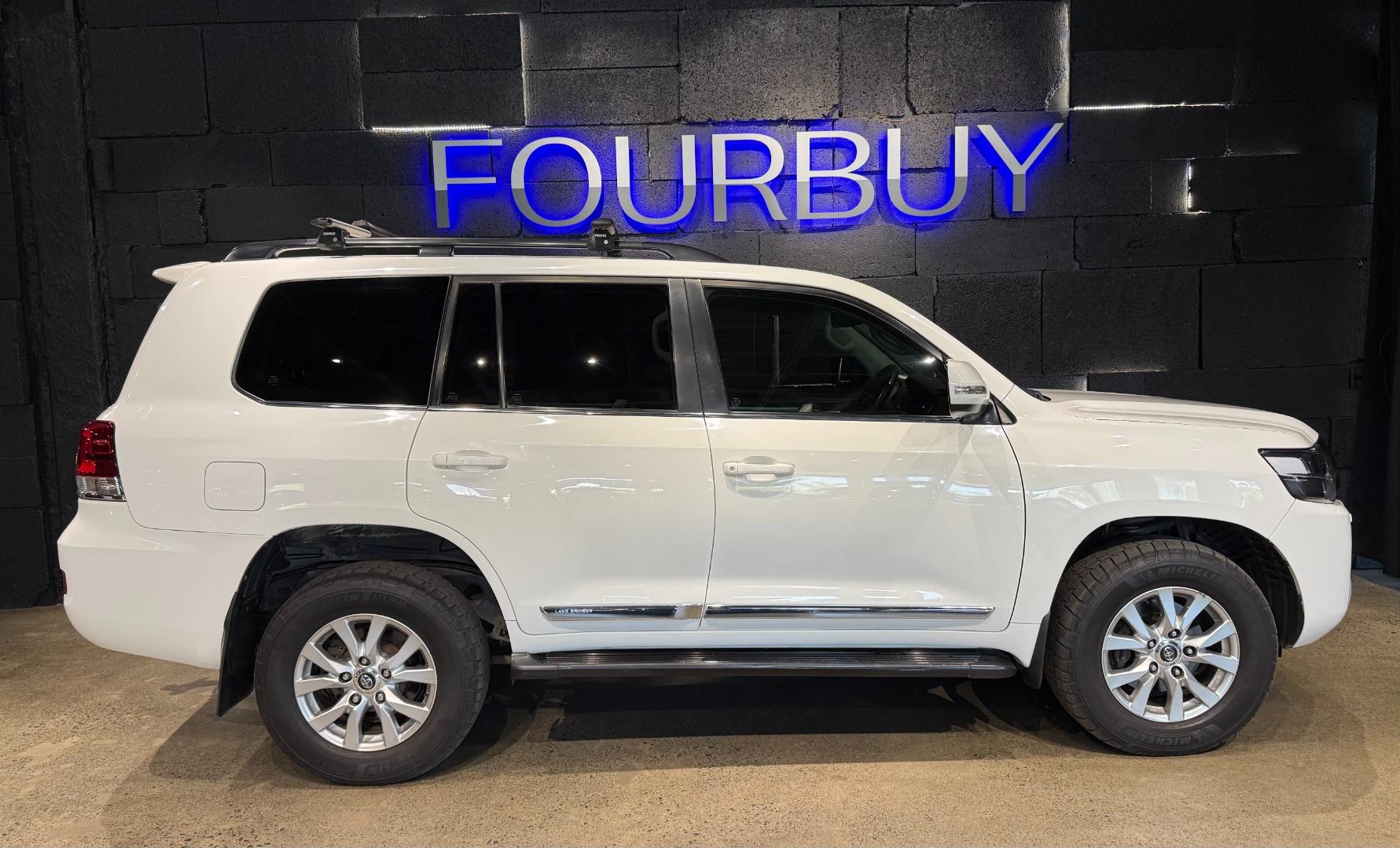 2019 Toyota Land Cruiser 200 4.5D-4D V8 VX-R