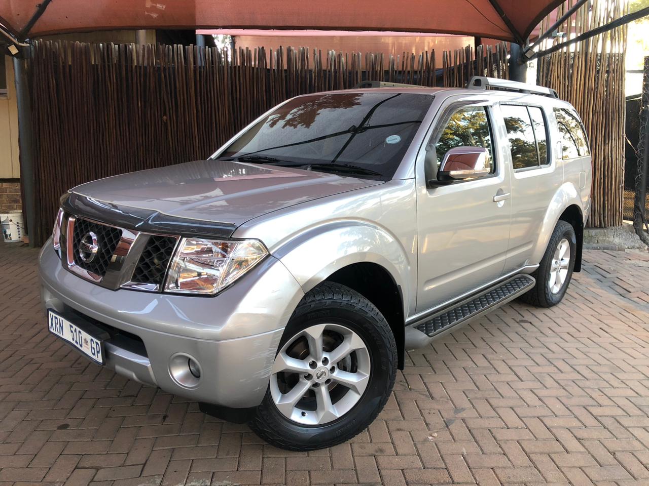 2008 Nissan Pathfinder 2.5dCi LE Auto