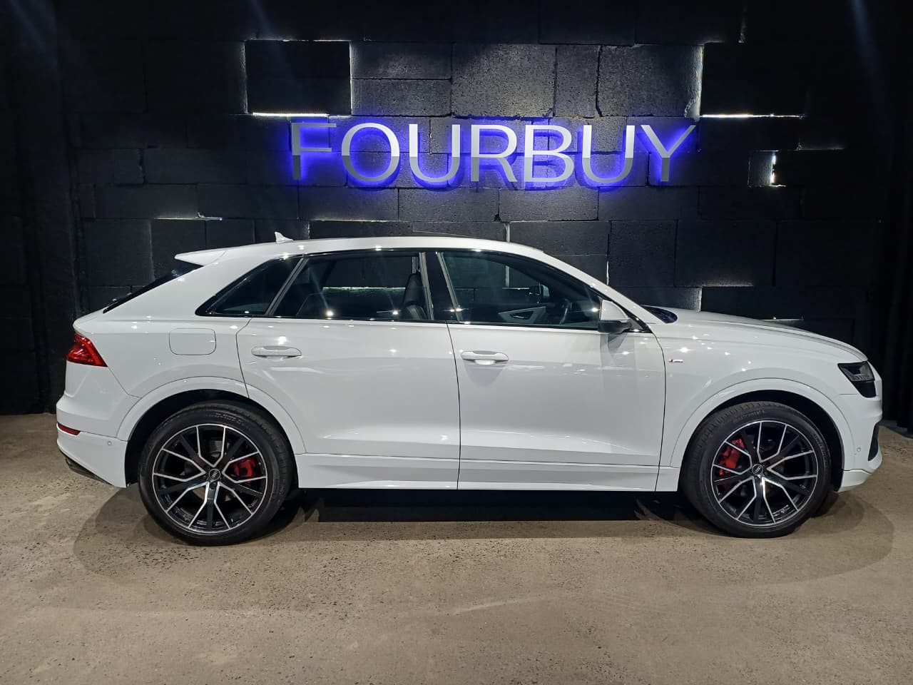 2021 Audi Q8 45TDI Quattro
