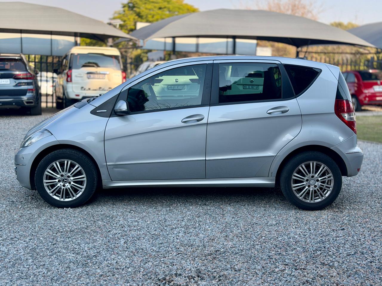2012 Mercedes-benz A-class A200 Elegance Auto