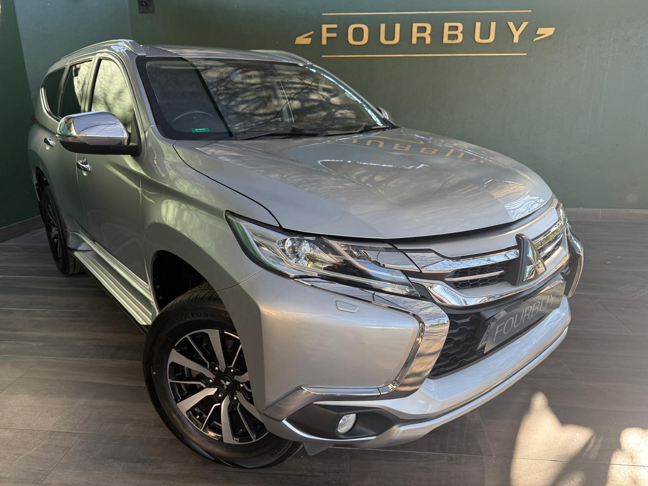 2018 MITSUBISHI PAJERO SPORT 2.4 4X4 AT