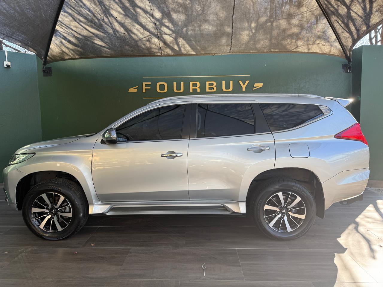 2018 MITSUBISHI PAJERO SPORT 2.4 4X4 AT
