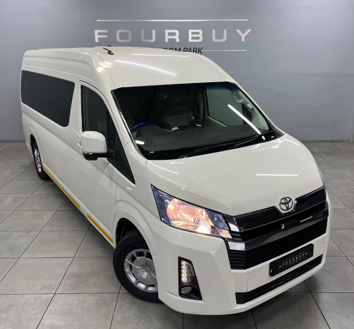 2020 TOYOTA QUANTUM MY20.10 2.8 GL SLWB 14 SEATER BUS