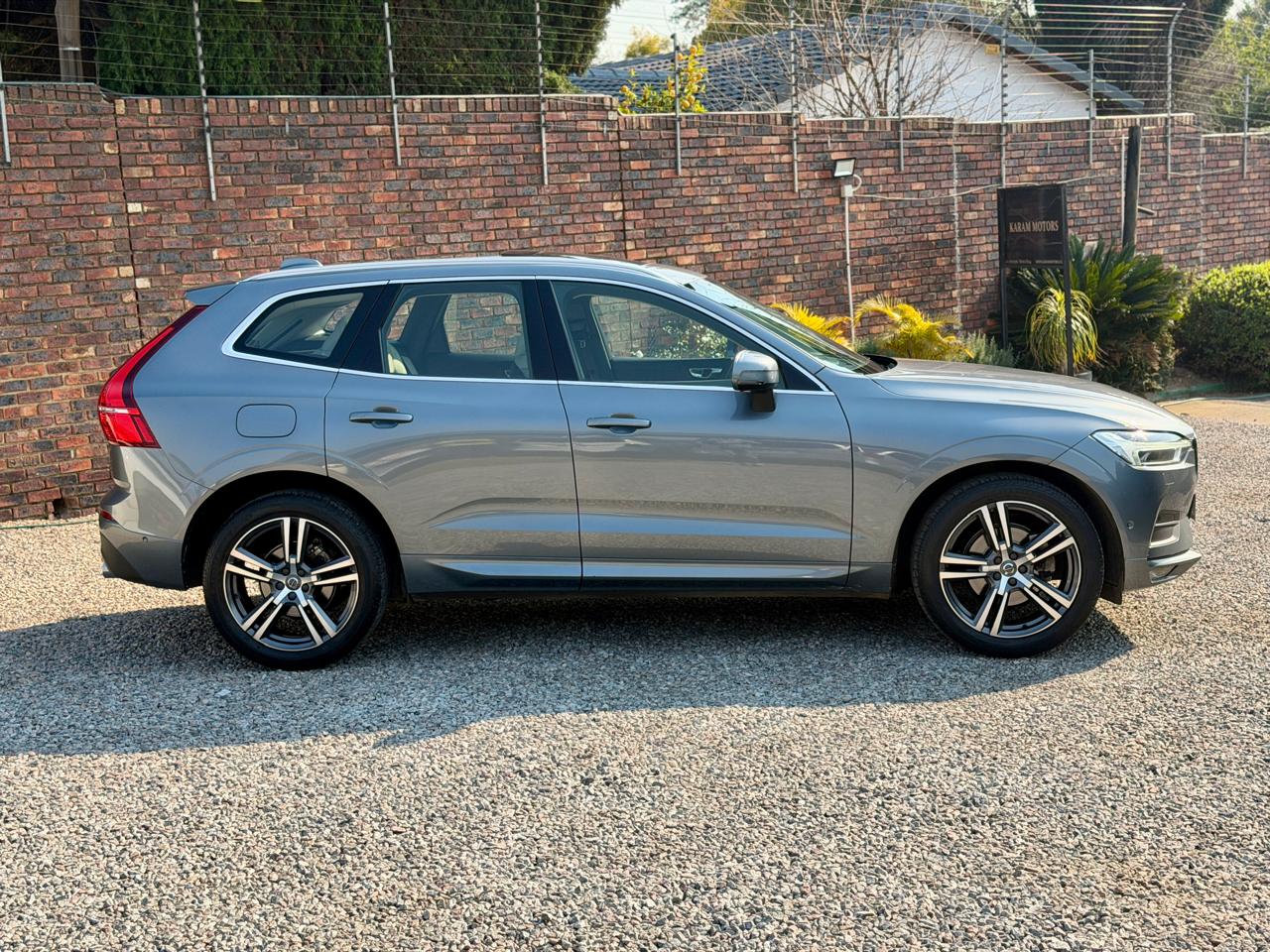 2021 VOLVO XC60 MY21 D4 MOMENTUM AWD GEARTRONIC