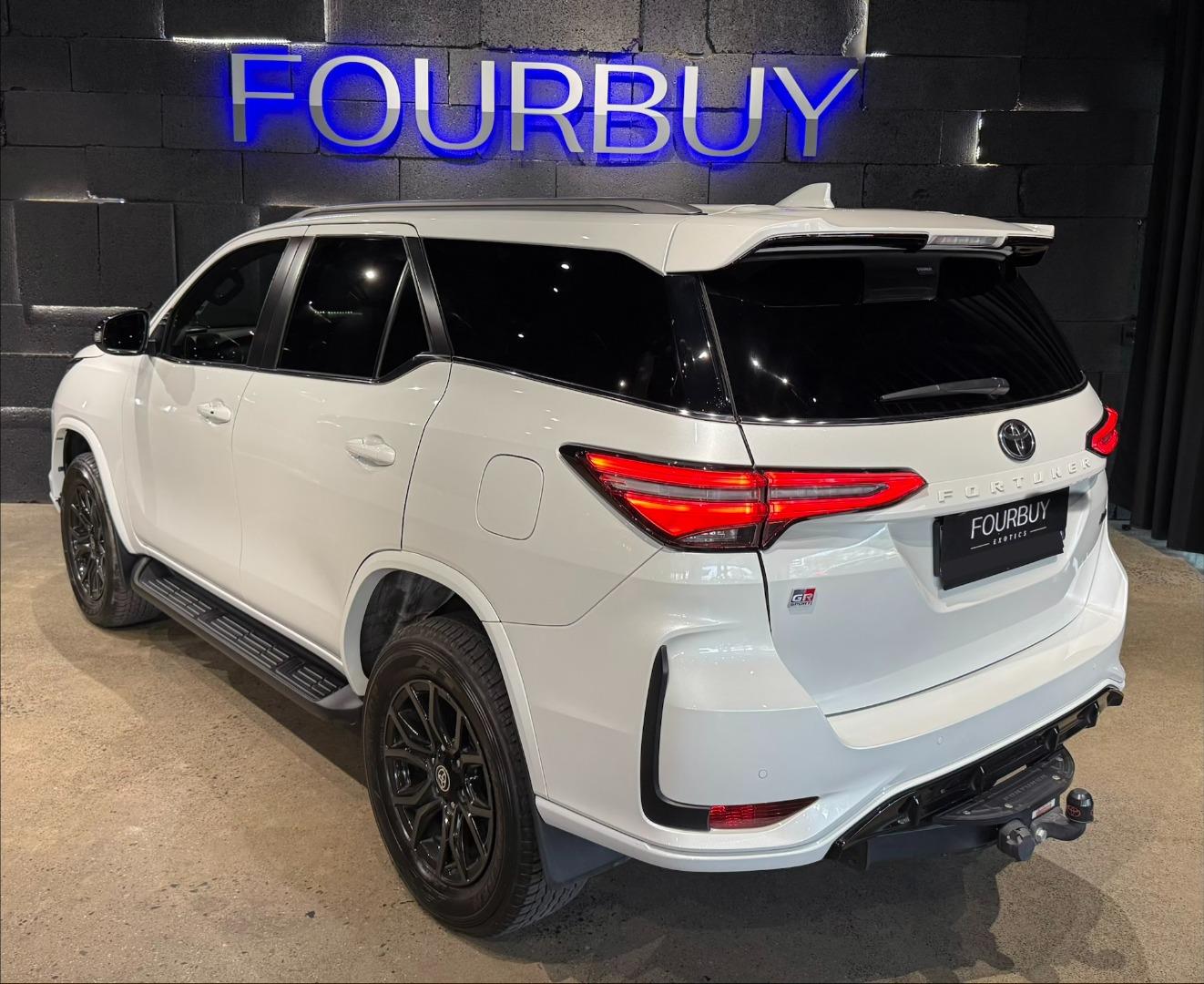 2025 TOYOTA FORTUNER MY25.2 2.8 GR-S 4X4 AT