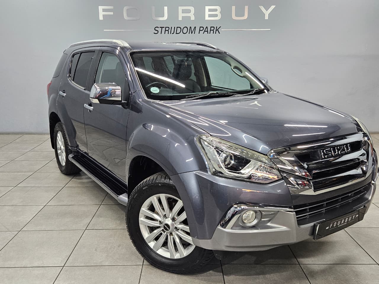 2018 ISUZU mu-X 3.0 4X2 AT