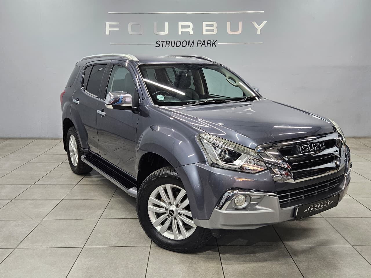 2018 ISUZU mu-X 3.0 4X2 AT