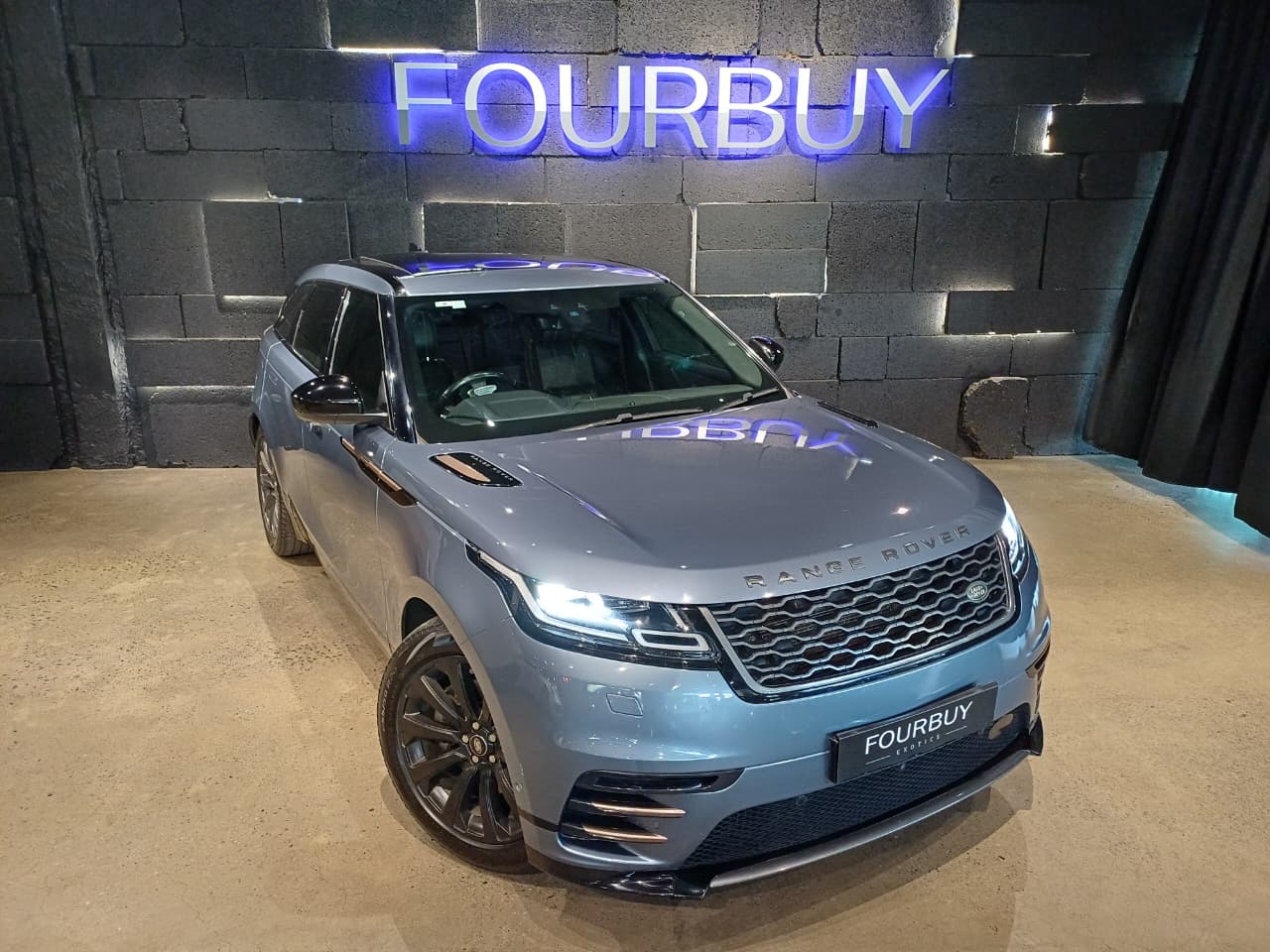 2018 Land Rover Range Rover Velar P380 R-Dynamic SE