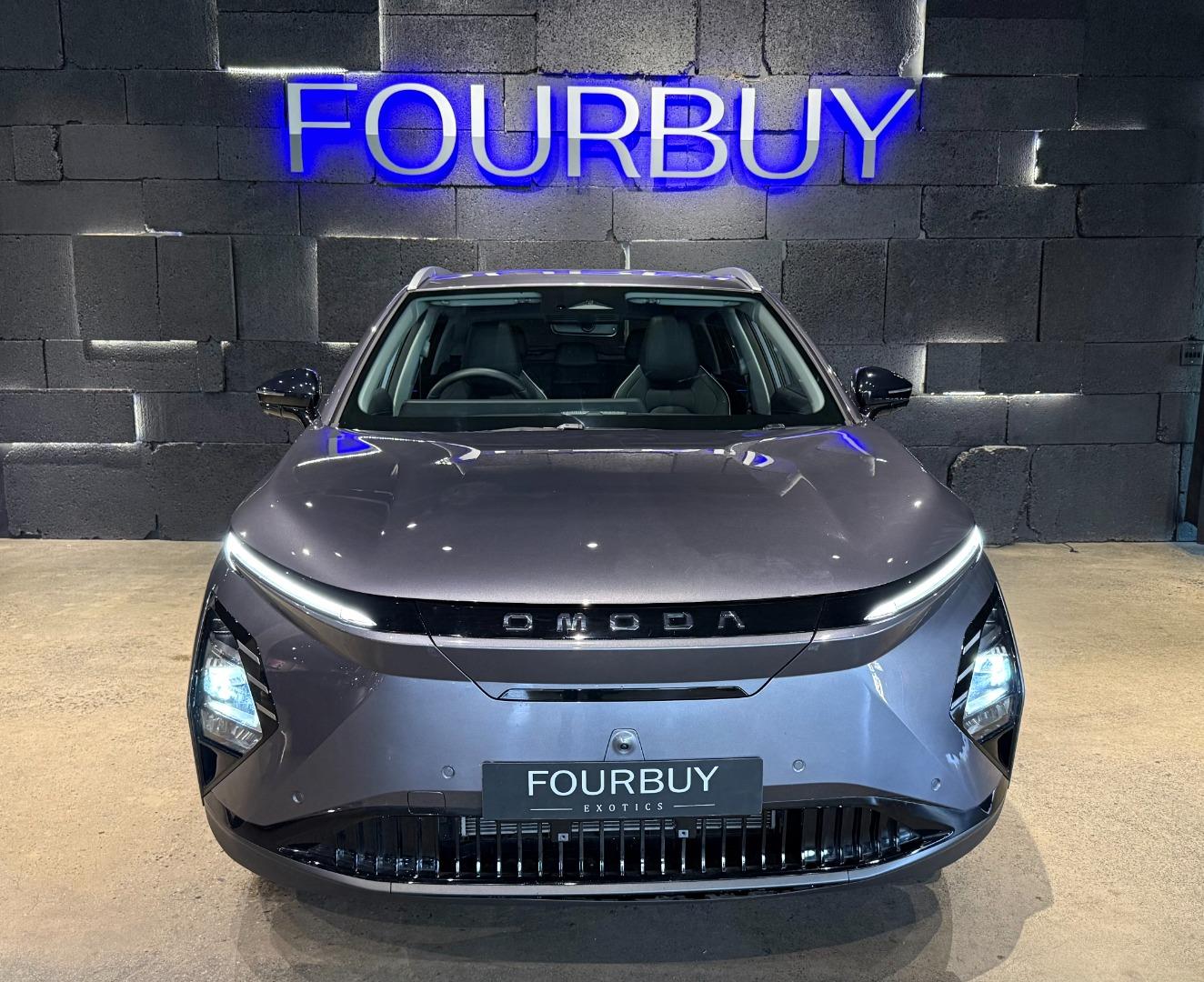 2026 Omoda E5 Elegance