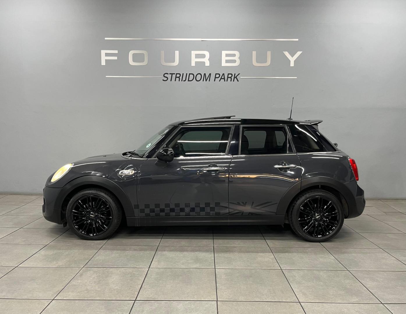 2017 MINI HATCH 5-DOOR COOPER S SPORT STEPTRONIC