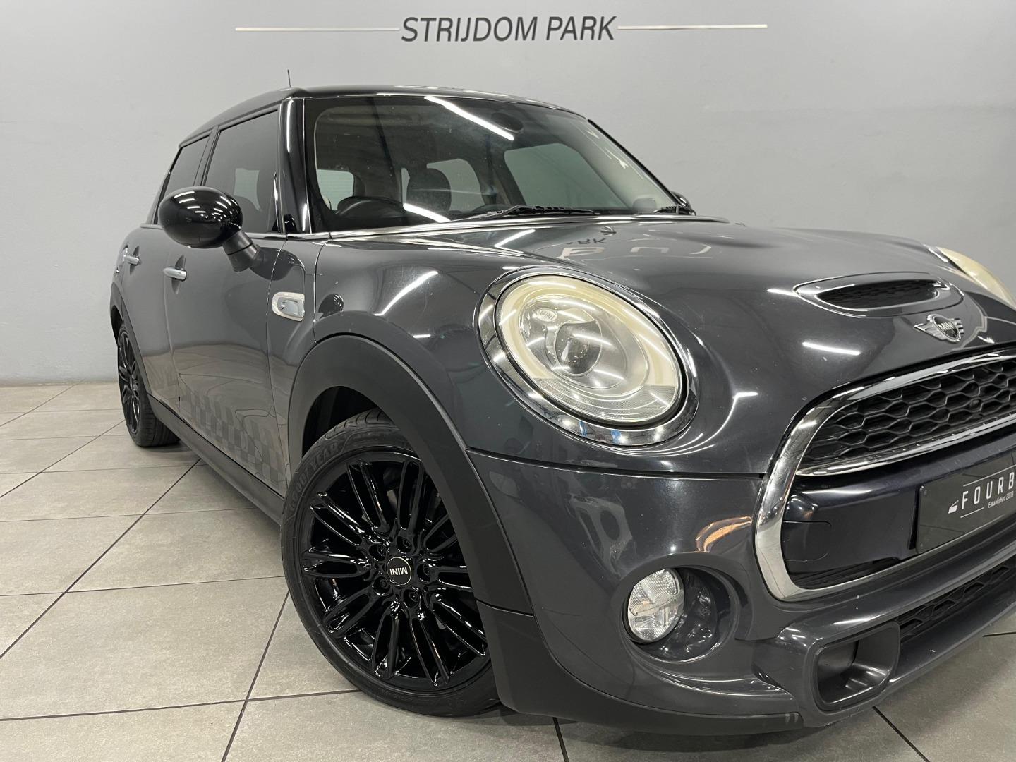 2017 MINI HATCH 5-DOOR COOPER S SPORT STEPTRONIC