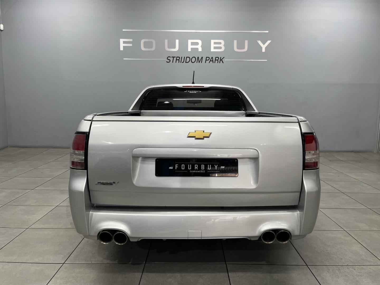2011 CHEVROLET LUMINA UTE 6.0 V8 SSV