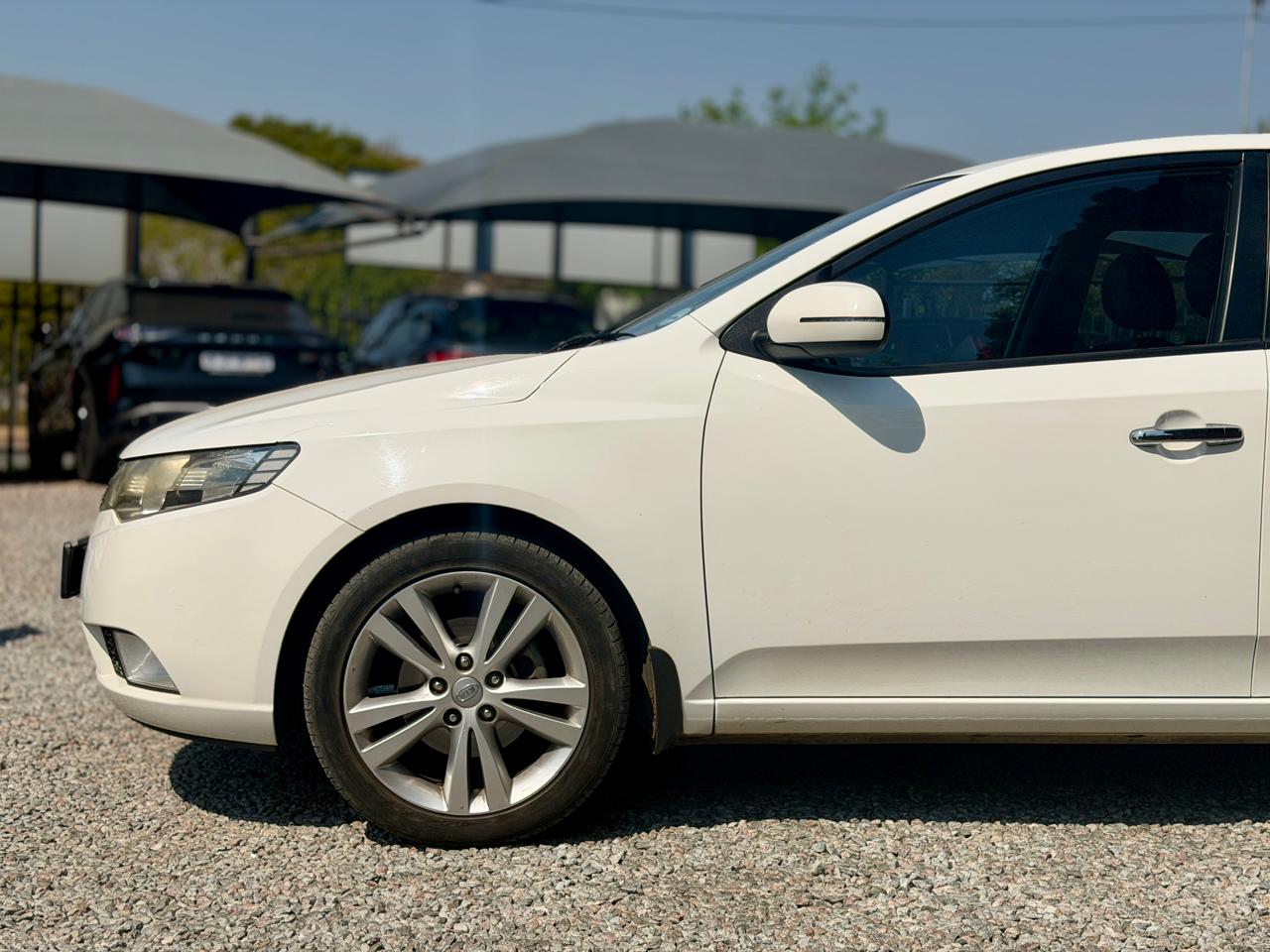 2012 Kia Cerato Hatch 2.0 SX