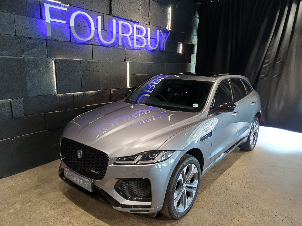 2024 JAGUAR F-PACE MY24 2.0 D200 R-DYNAMIC HSE (147kW)