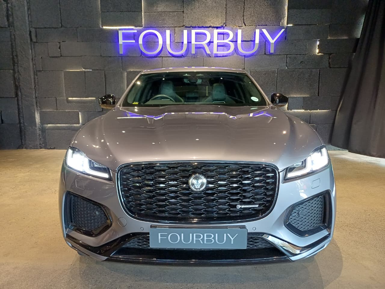 2024 JAGUAR F-PACE MY24 2.0 D200 R-DYNAMIC HSE (147kW)