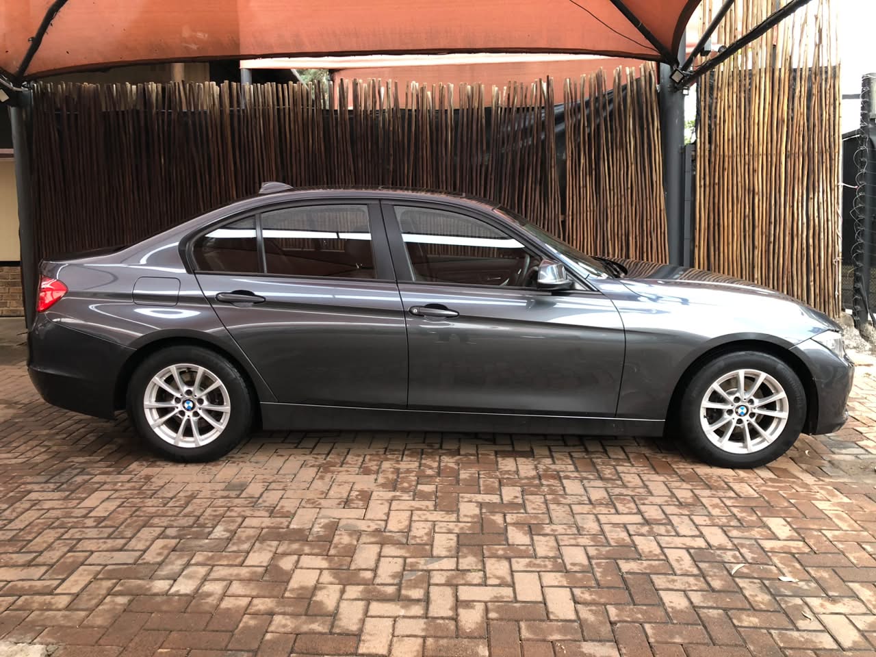 2013 Bmw 3 Series 320i auto