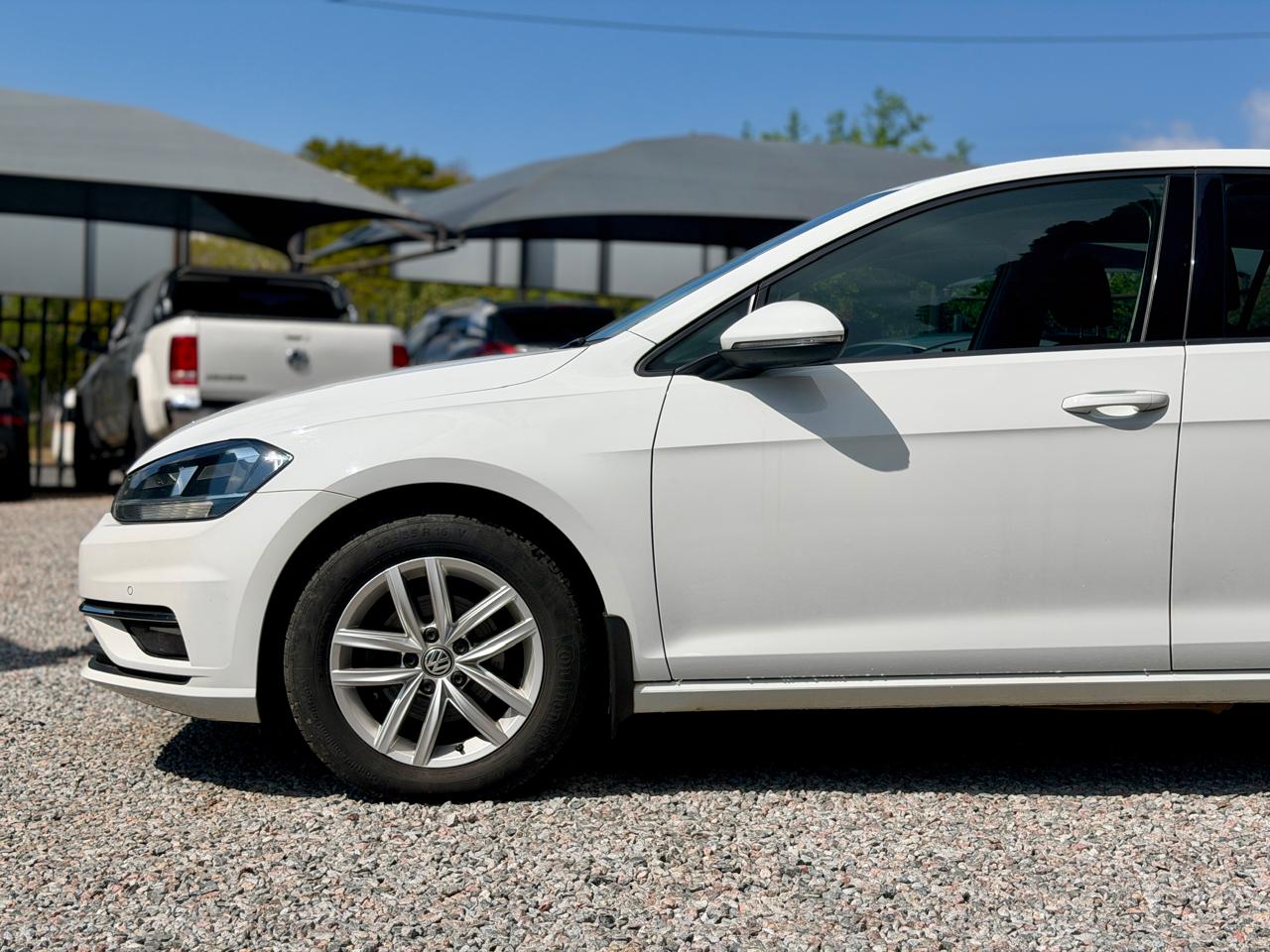 2017 VOLKSWAGEN GOLF VII MY17 1.0 TSI BMT COMFORTLINE (PA)