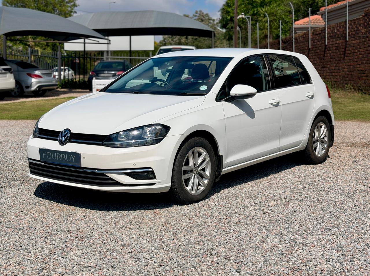 2017 VOLKSWAGEN GOLF VII MY17 1.0 TSI BMT COMFORTLINE (PA)