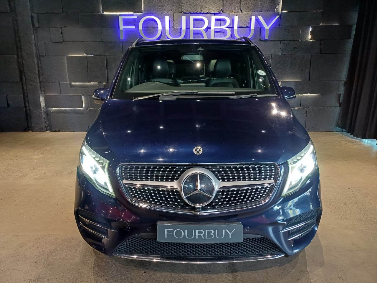 2022 Mercedes-benz V-class V300d Exclusive AMG Line
