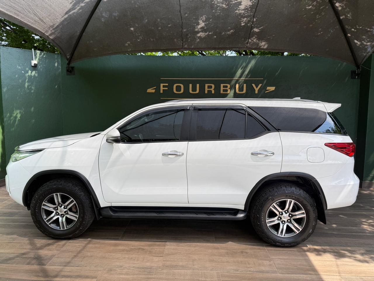2018 TOYOTA FORTUNER 2.4 GD-6 RAISED BODY AT