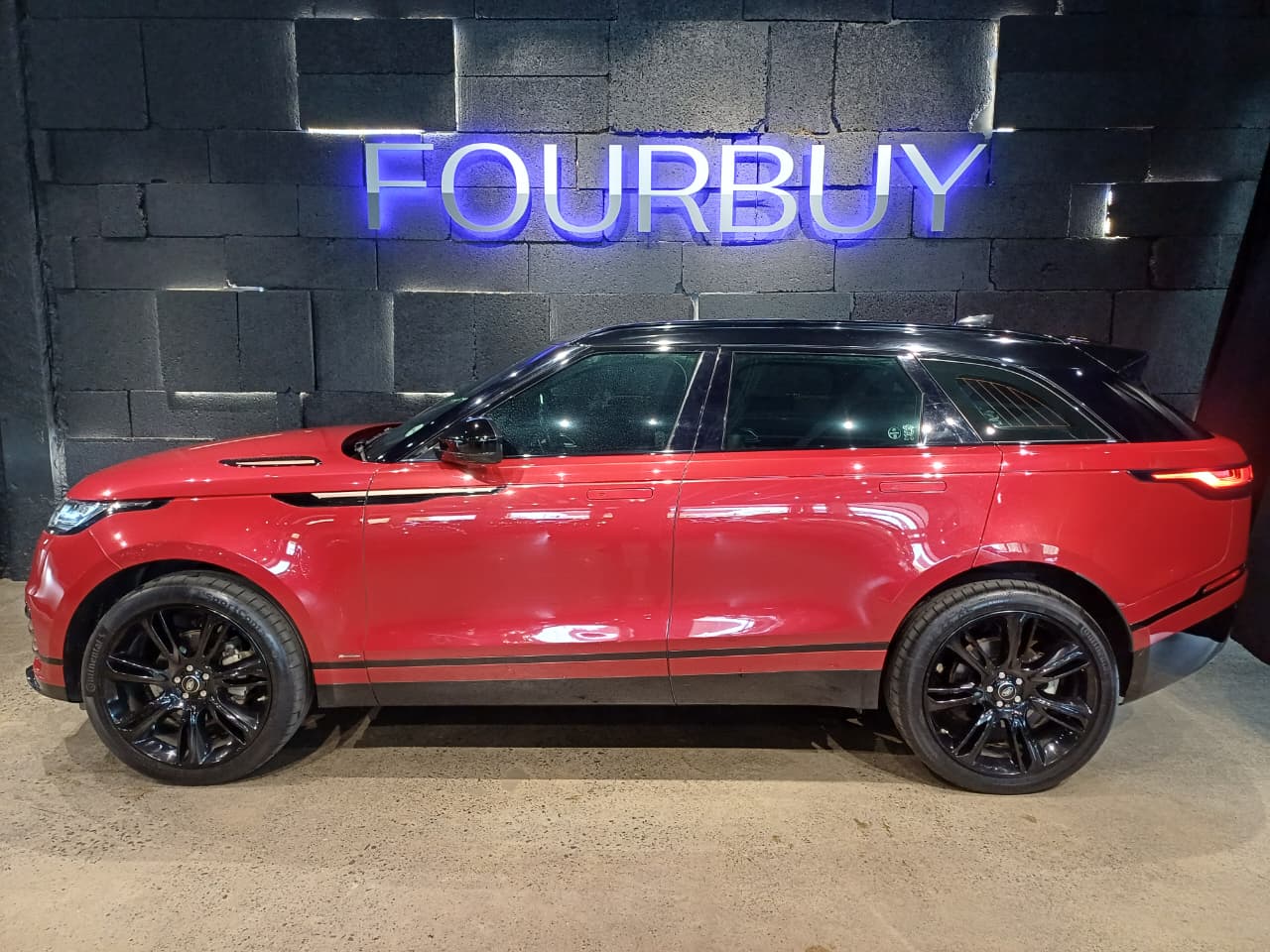 2018 Land Rover Range Rover Velar D180 R-Dynamic
