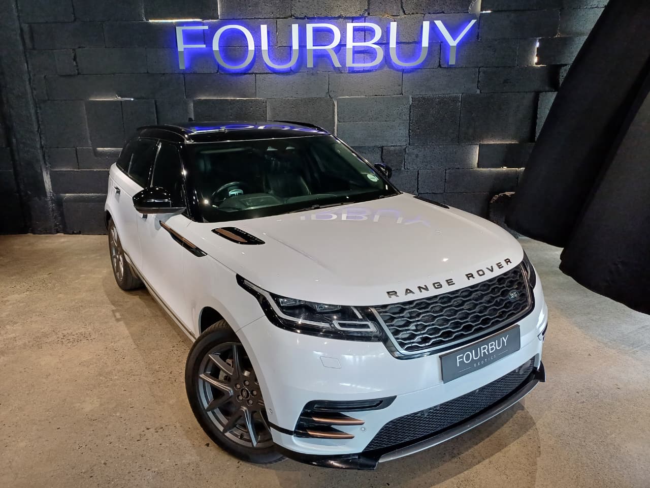 2021 LAND ROVER RANGE ROVER VELAR MY21 2.0 D D200 R-DYNAMIC HSE (147kW)