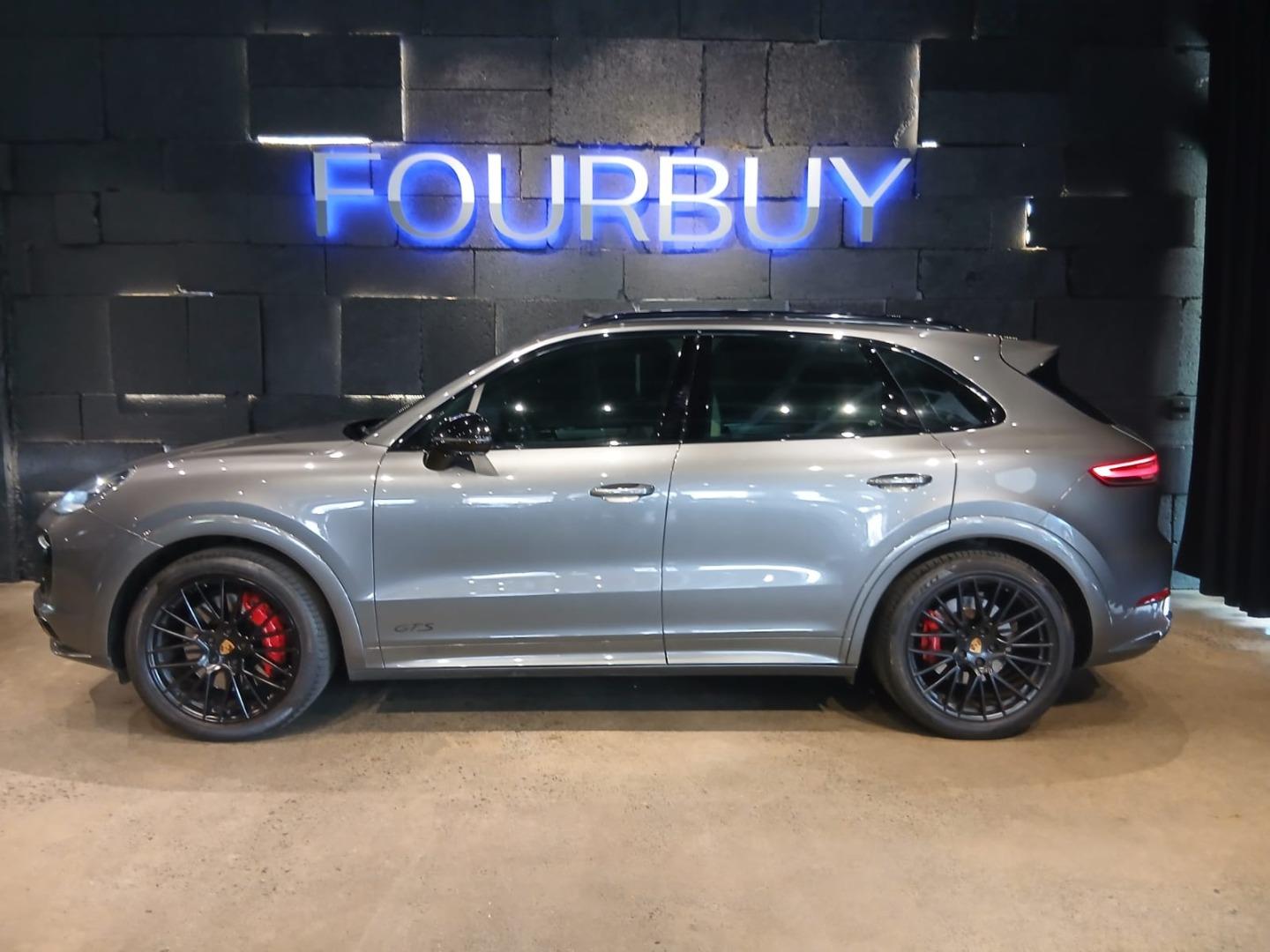 2021 Porsche Cayenne GTS