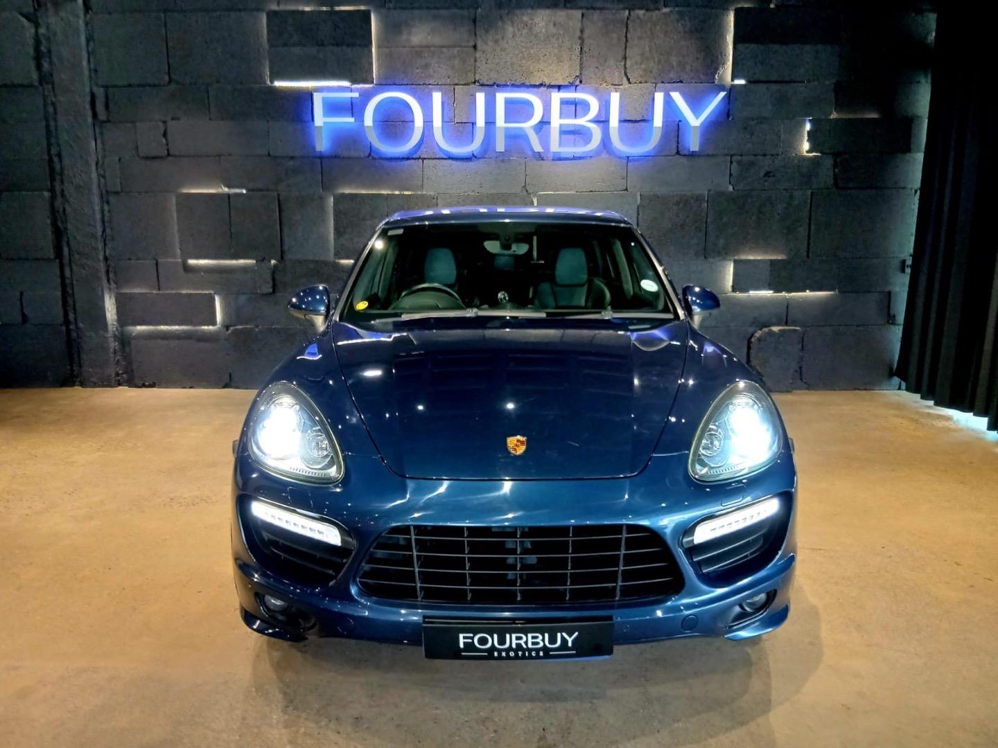 2013 Porsche Cayenne GTS