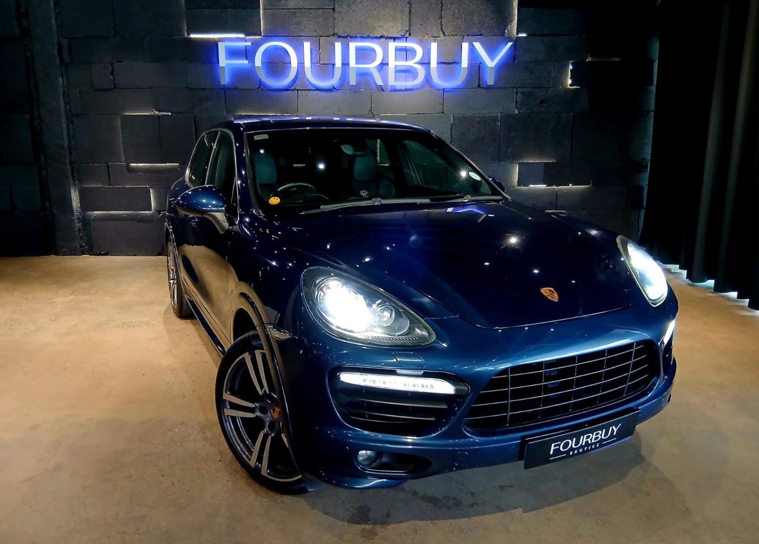 2013 Porsche Cayenne GTS