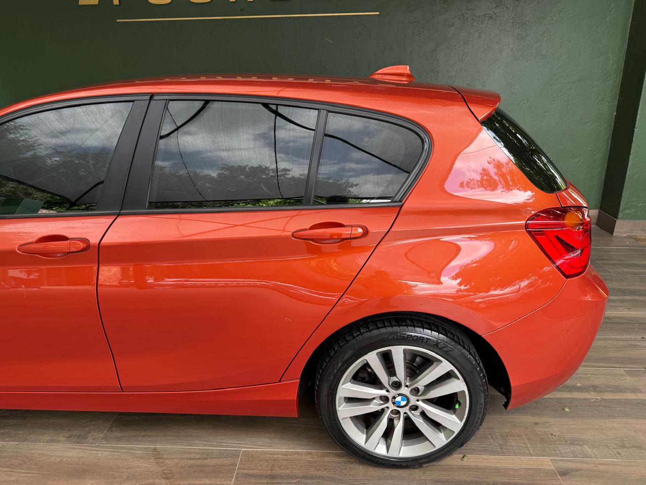 2016 Bmw 1 Series 118i 5-Door Auto